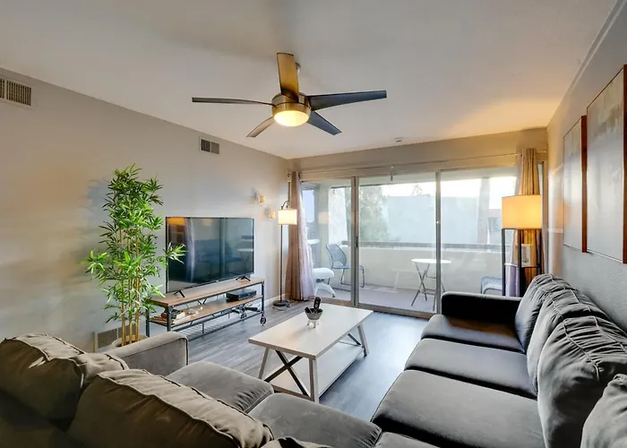 Fully Renovated! Walkable Old Town *