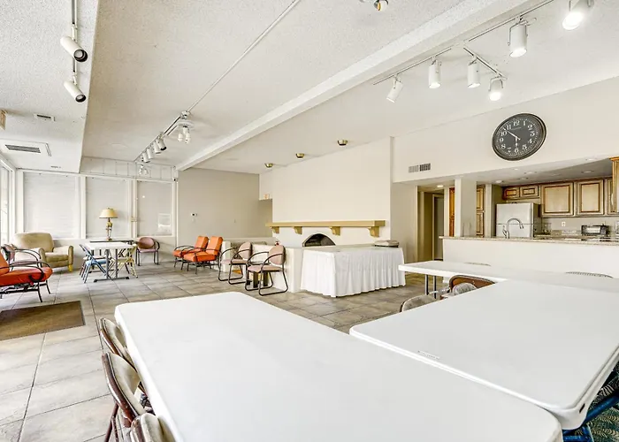 Fully Renovated! Walkable Old Town Scottsdale