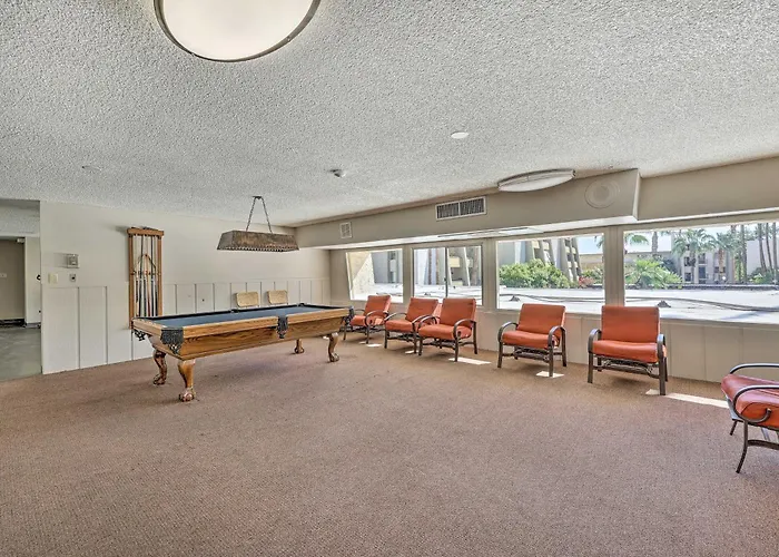 Fully Renovated! Walkable Old Town