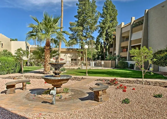 Holiday home Fully Renovated! Walkable Old Town Scottsdale